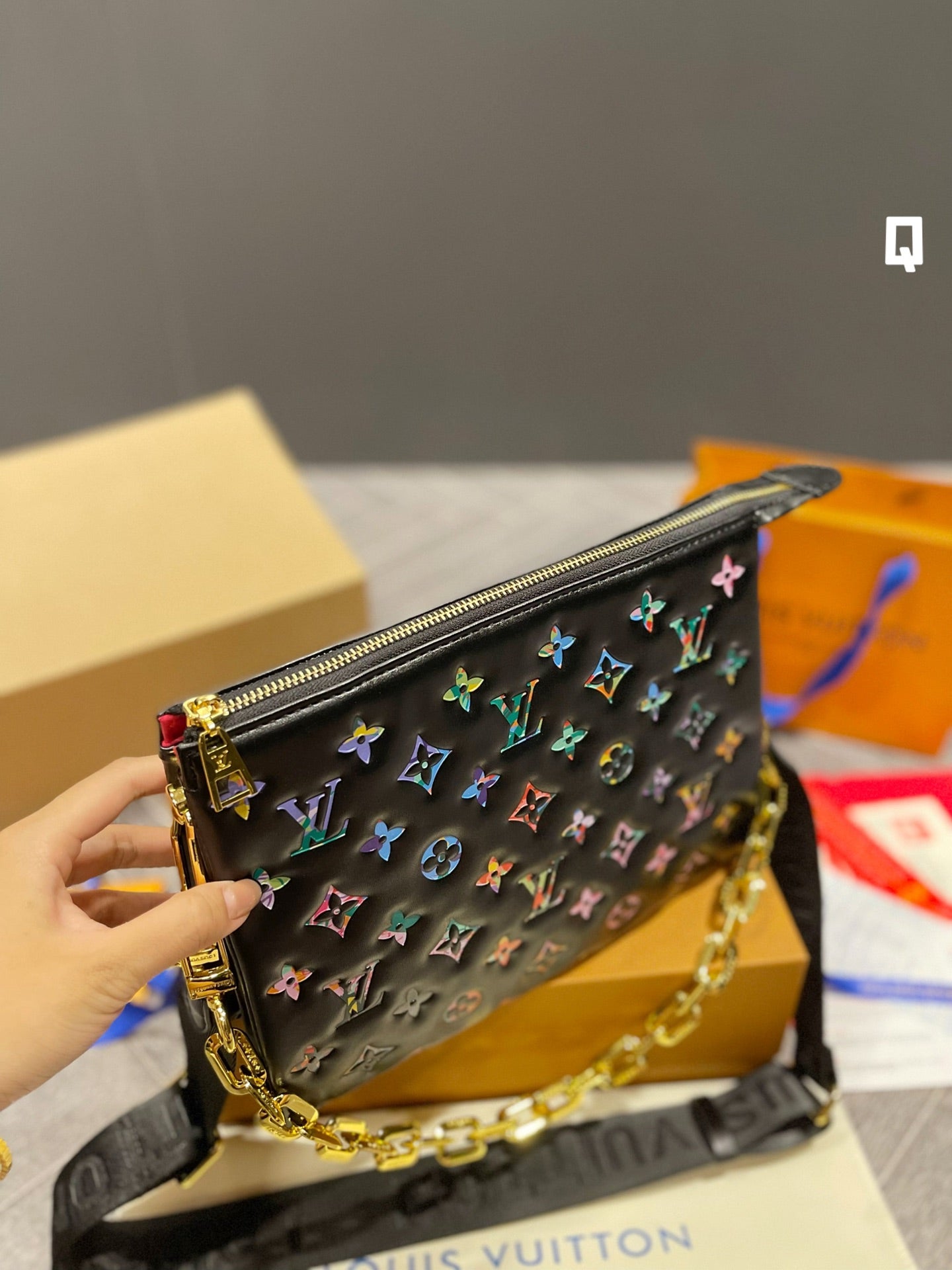 EN - New 1:1 rep Lux Bags LUV 552