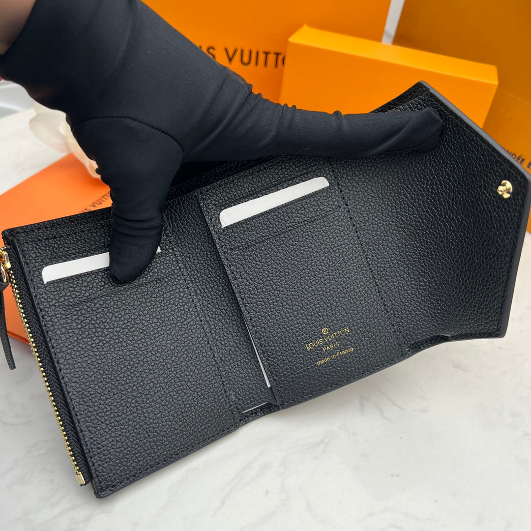 EN - New 1:1 rep  Wallet LUV 135