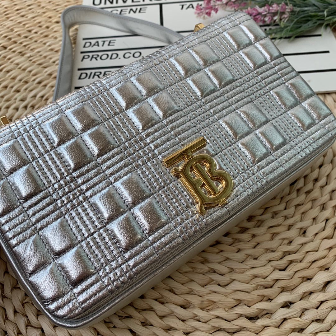 Top Quality Quilted MeTop Qualityum Lola Bag Monogram For Women, Bags 11in/28cm
