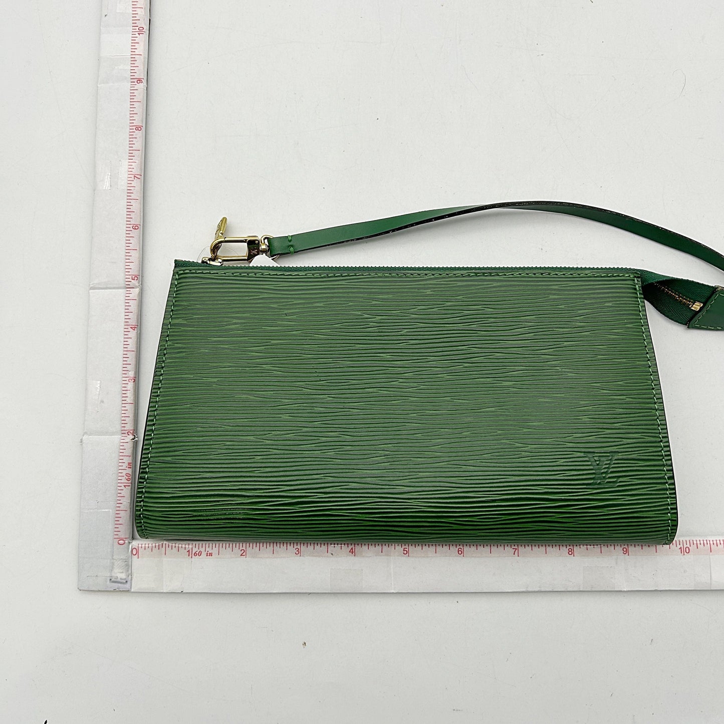 Louis Vuitton Epi Leather Pochette Accessoires   - Green Shoulder Bags, Handbags lv8826ej