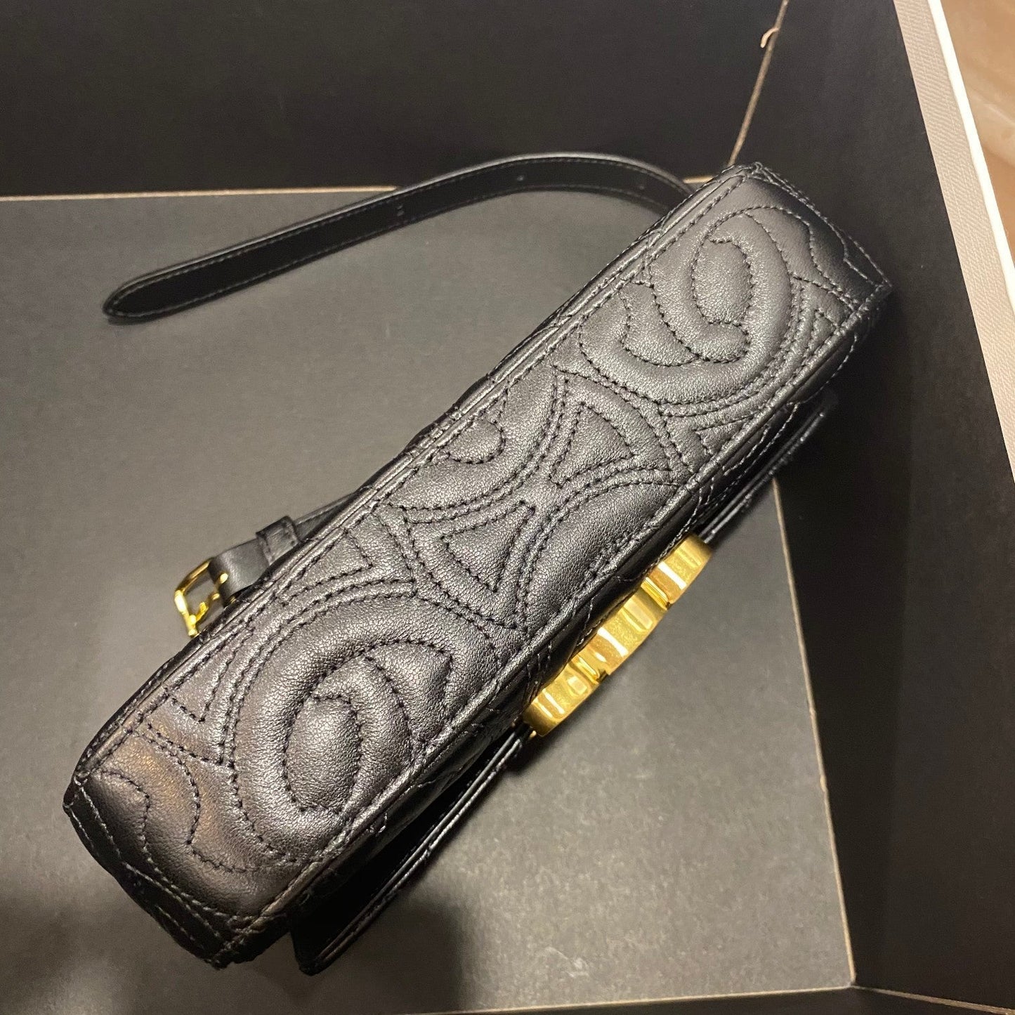 Top Quality Triomphe Shoulder Bag In Quilted Triomphe Lambskin Black For Women 8in/20cm 194143EF4.38NO