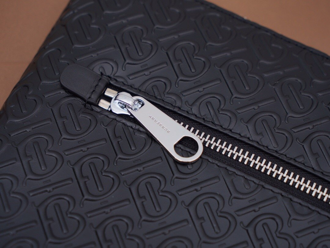 EN - New 1:1 rep  Bags BBR 009
