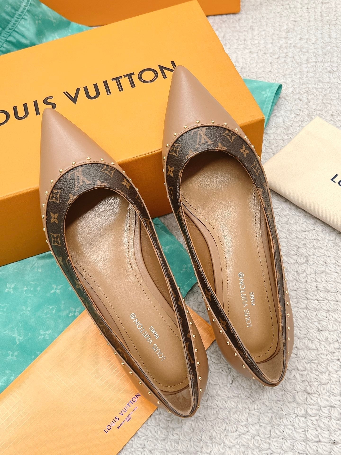 New 1:1 rep LUV High Heel Shoes 045