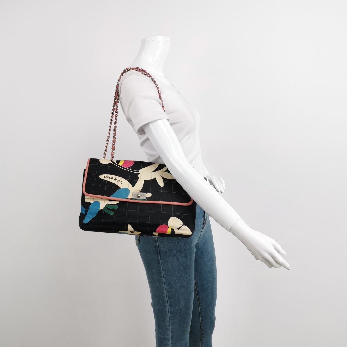 Chanel 2.55 Flap Bag   Chocolate Bar Multipocket 2000 Large Black Fabric with Bird Print