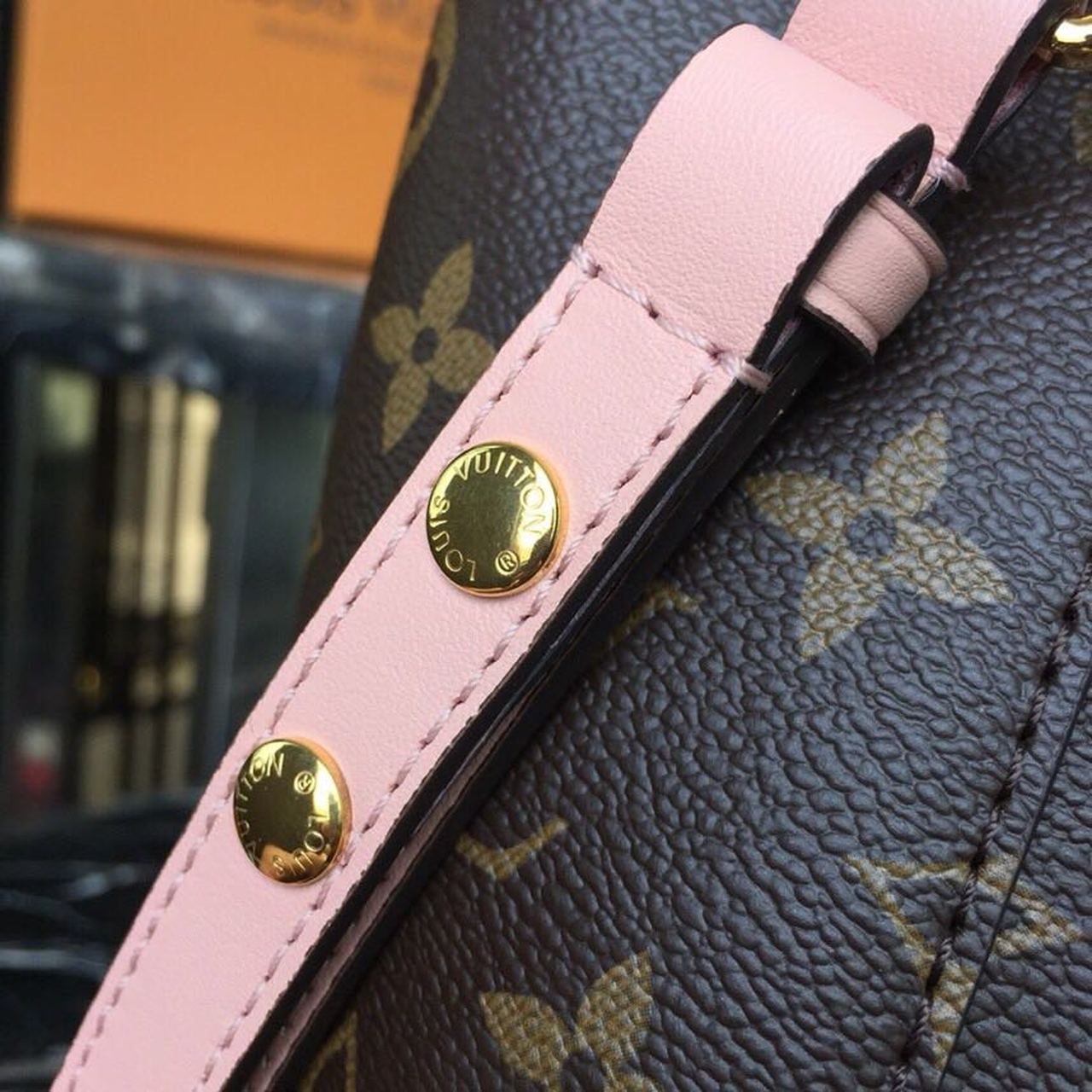 Top Quality NeoNoe MM Bucket Bag Monogram Canvas Rose Poudre Pink For Women, WoBags, Shoulder Bags 10.2in/26cm Top Quality M44022