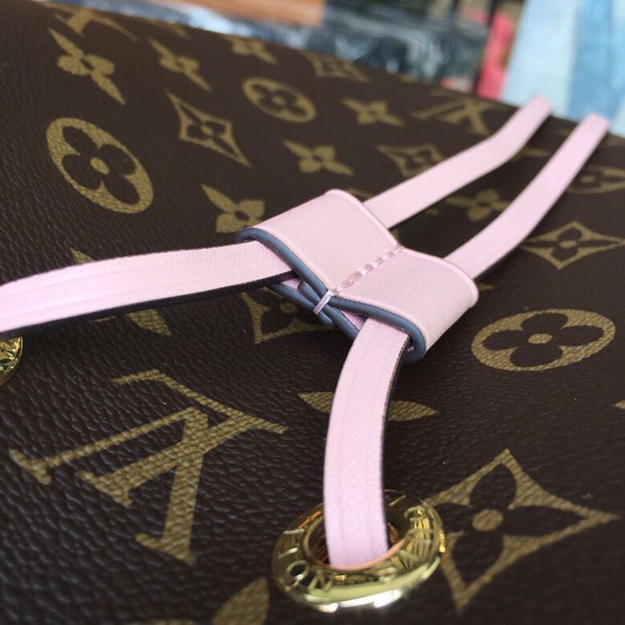 Top Quality NeoNoe MM Bucket Bag Monogram Canvas Rose Poudre Pink For Women, WoBags, Shoulder Bags 10.2in/26cm Top Quality M44022
