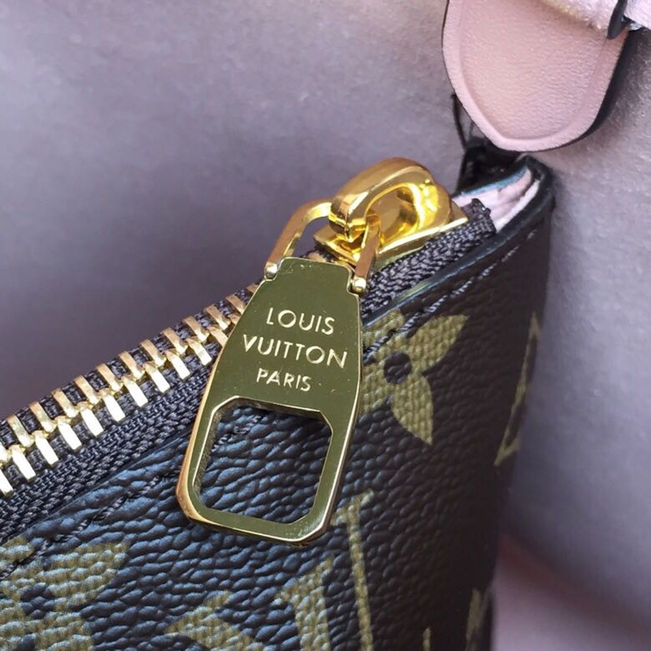 Top Quality NeoNoe MM Bucket Bag Monogram Canvas Rose Poudre Pink For Women, WoBags, Shoulder Bags 10.2in/26cm Top Quality M44022