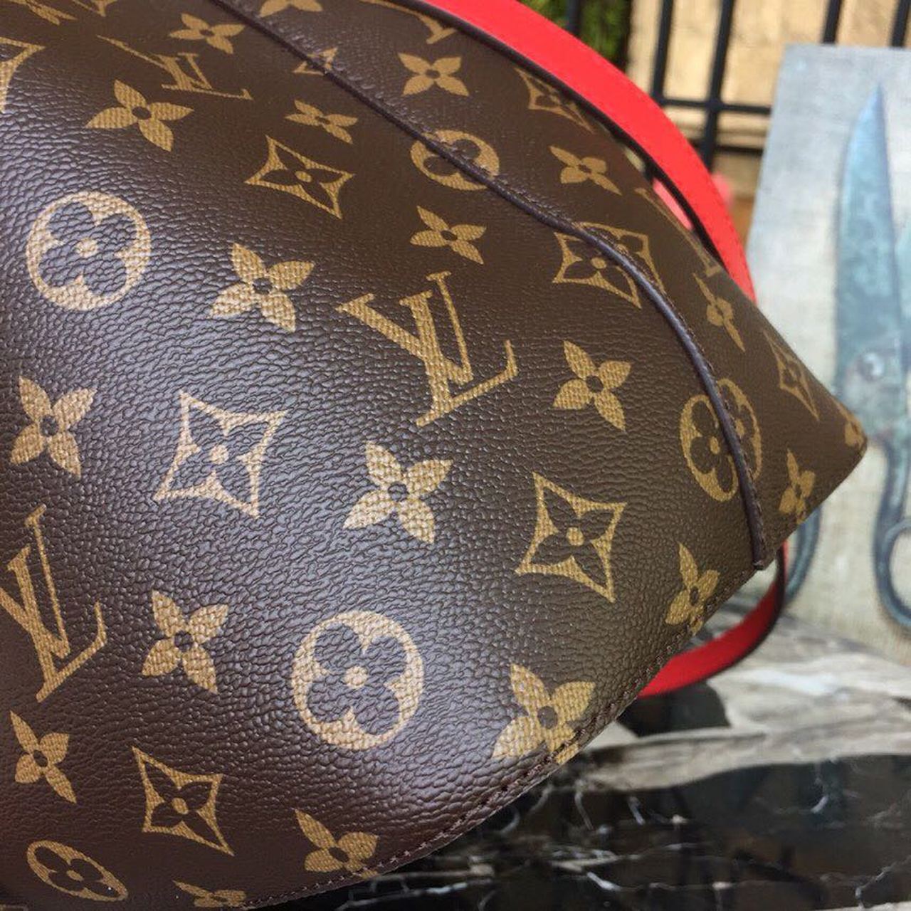 Top Quality NeoNoe MM Bucket Bag Monogram Canvas Coquelicot Red For Women, Womens Handbags, Shoulder And Crossbody Bags 10.2in/26cm Top Quality M44021