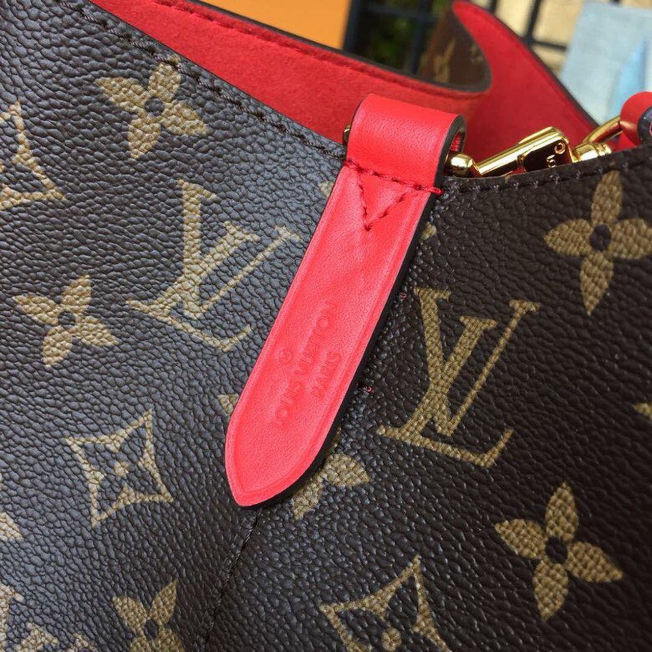 Top Quality NeoNoe MM Bucket Bag Monogram Canvas Coquelicot Red For Women, Womens Handbags, Shoulder And Crossbody Bags 10.2in/26cm Top Quality M44021