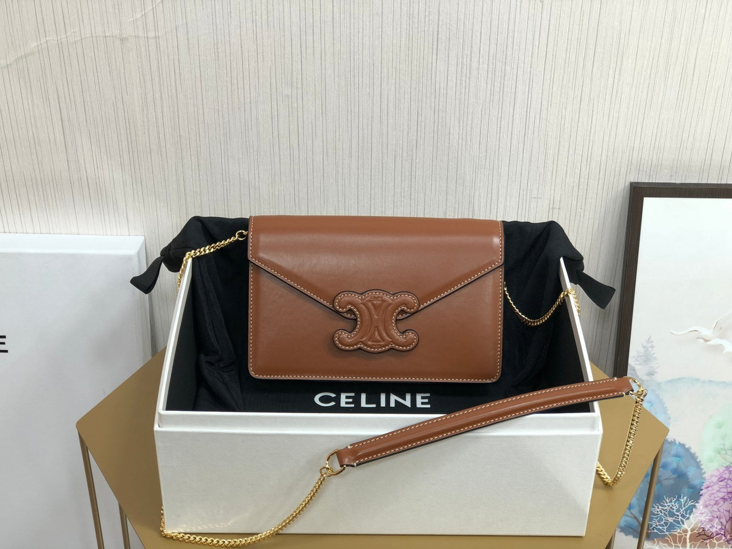 Top Quality Wallet On Chain Triomphe Tan For Women 7in/19cm 10J733DPV.04LU