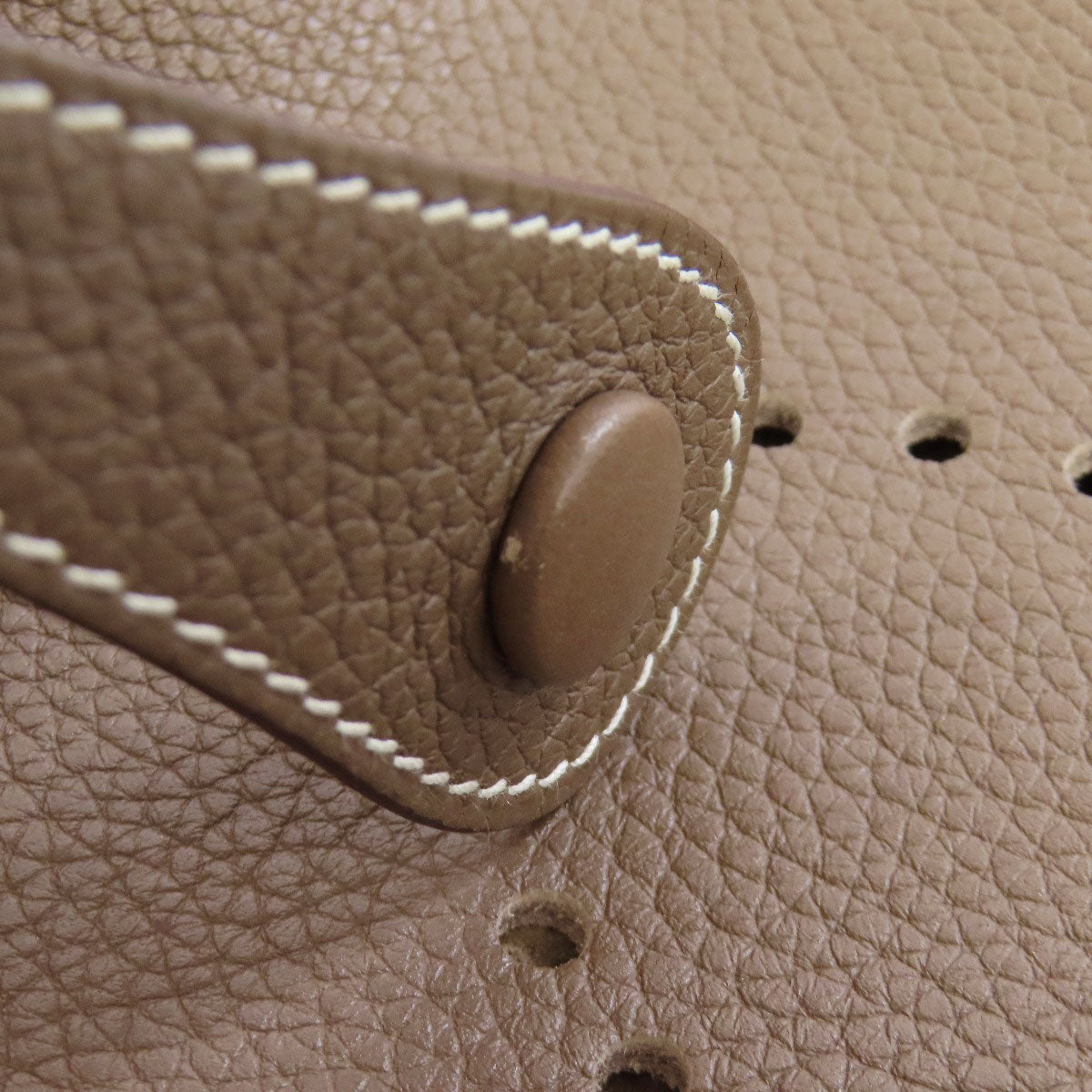 HERMES Shoulder Bag Taurillon Clemence beige Evelyn 3 PM Etoupe Gold Metal Women  d