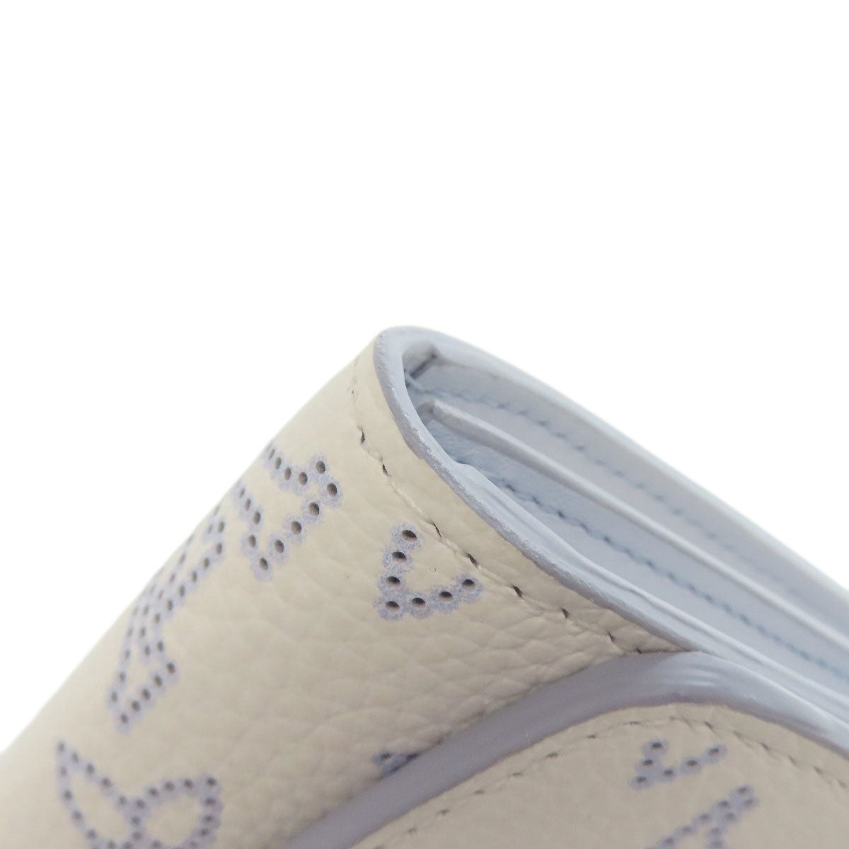 LOUIS VUITTON Bifold Wallet M11802 Mahina leather white Portefeuille Iris Compact Japan Limited Women  d