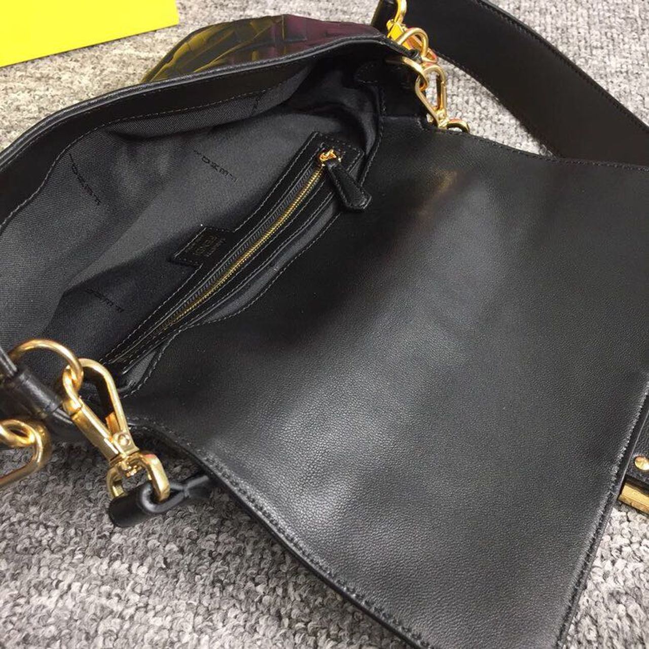 Top QualityTop Quality Baguette Nappa Black For Women, Women’s Handbags, Shoulder And Crossbody Bags 10in/27cm FF 8BR600A72VF15ZW