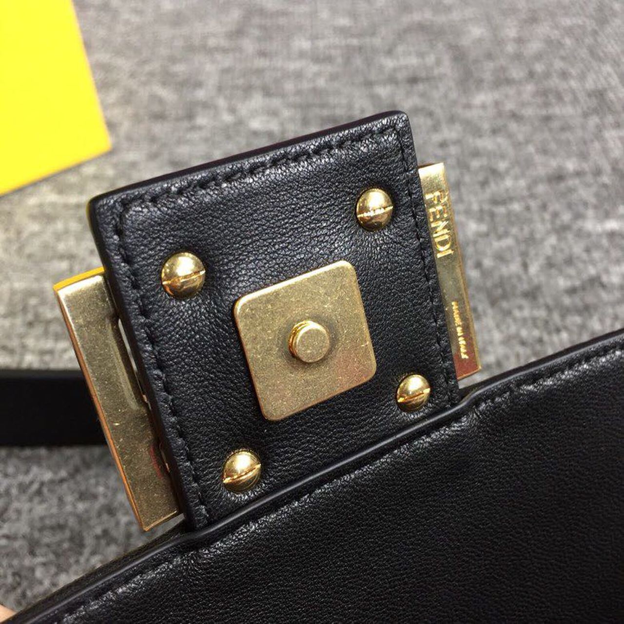 Top QualityTop Quality Baguette Nappa Black For Women, Women’s Handbags, Shoulder And Crossbody Bags 10in/27cm FF 8BR600A72VF15ZW