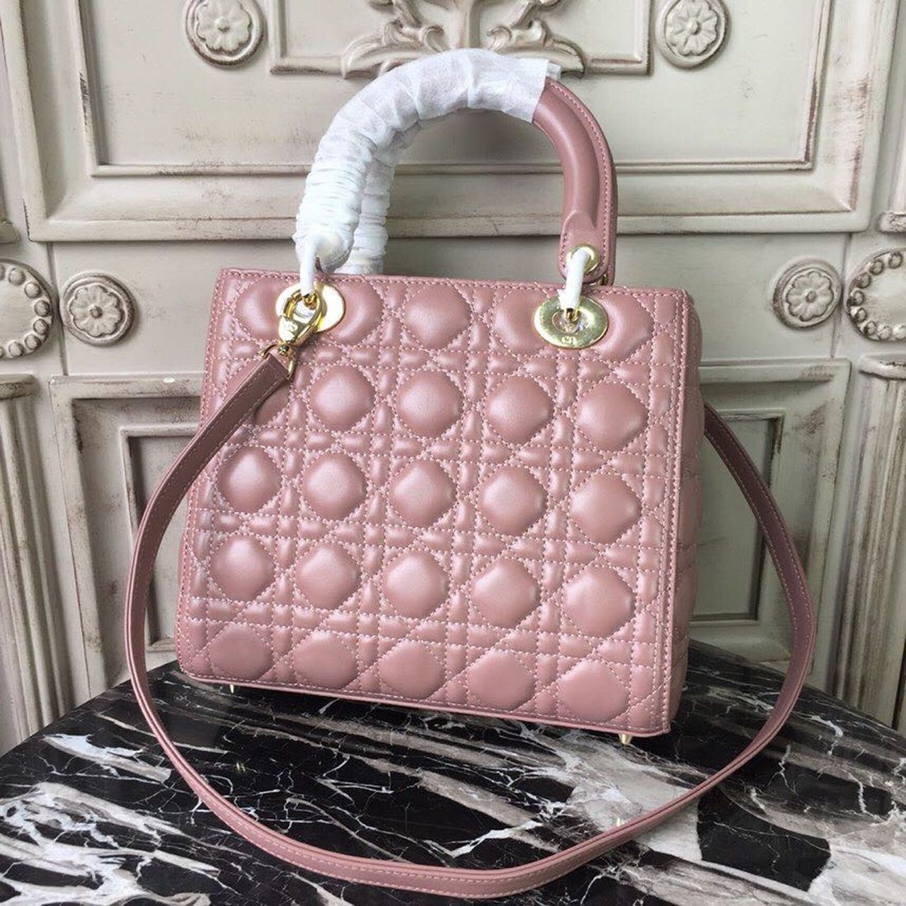Top Quality MeTop Qualityum Lady Bag Gold Toned Hardware Dusty Pink For Women 24cm/9in CD