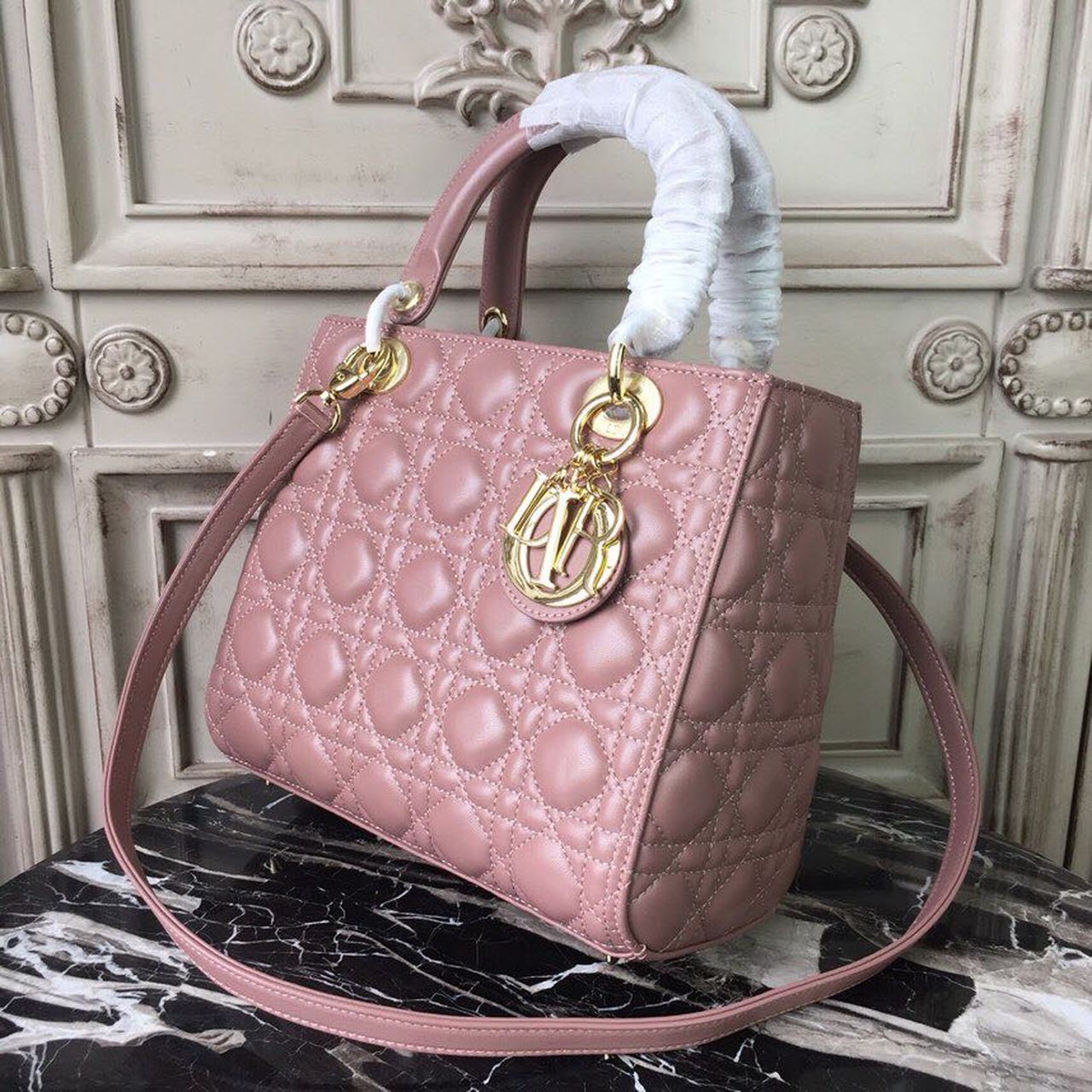 Top Quality MeTop Qualityum Lady Bag Gold Toned Hardware Dusty Pink For Women 24cm/9in CD