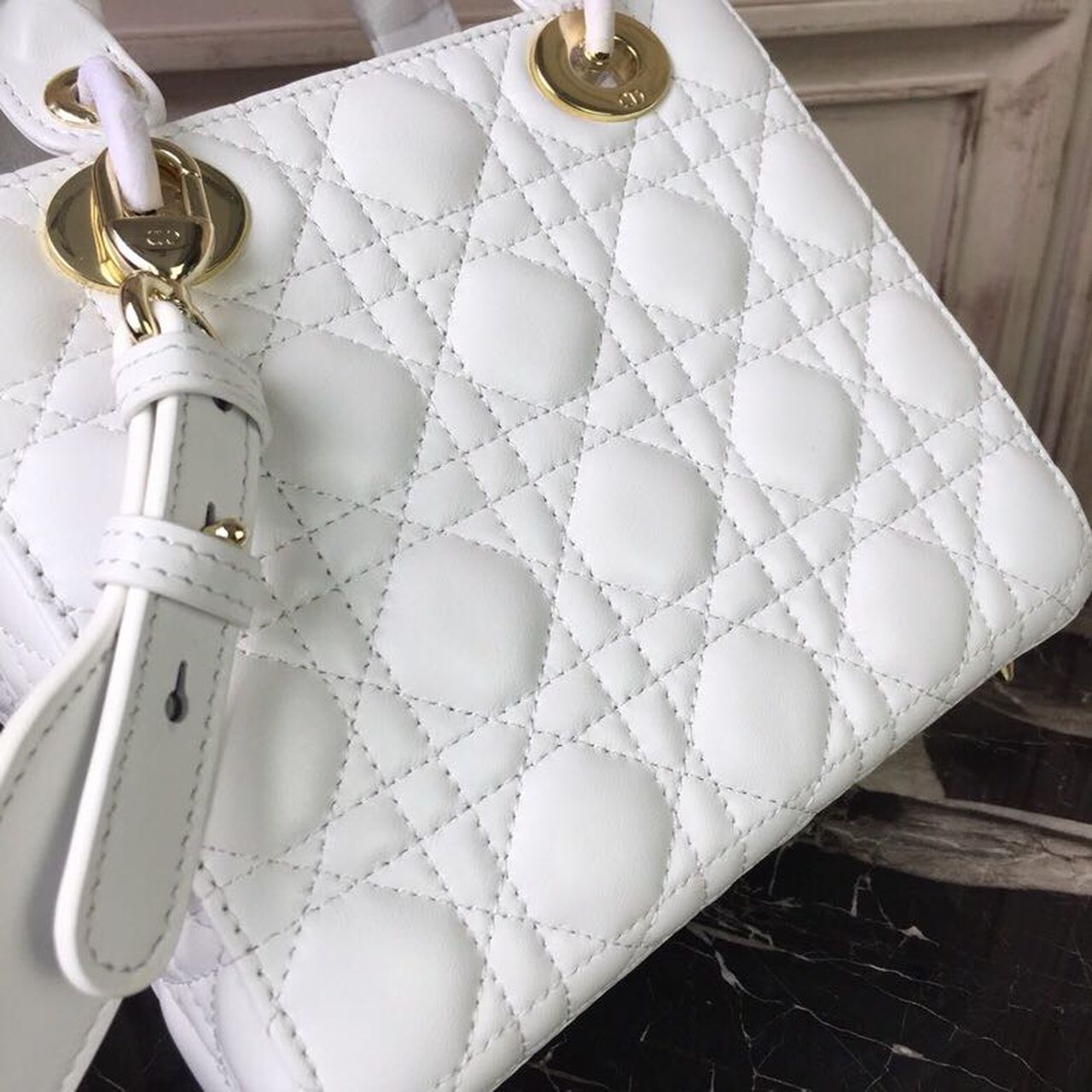 Top Quality Small Lady Bag Gold Toned Hardware White For Women 20cm/8in CD M0538OCAL_M030