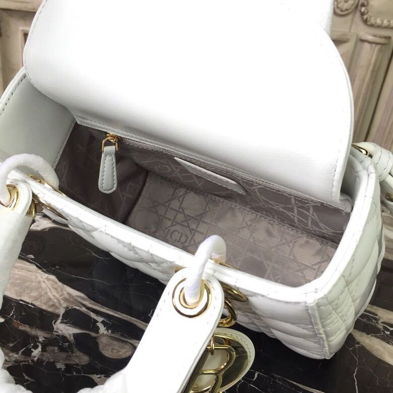Top Quality Small Lady Bag Gold Toned Hardware White For Women 20cm/8in CD M0538OCAL_M030