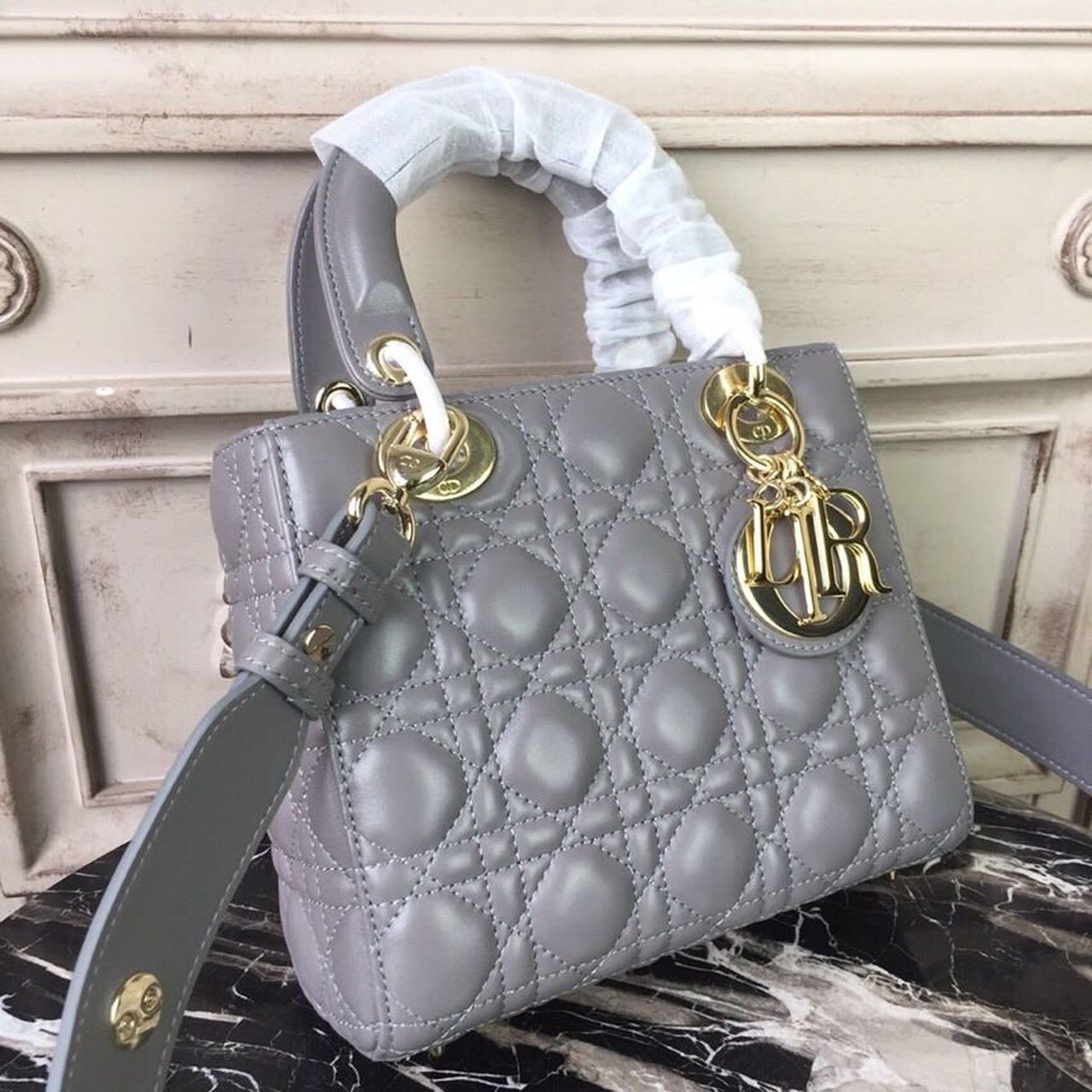 Top Quality Small Lady Bag Gold Toned Hardware Grey For Women 20cm/8in CD