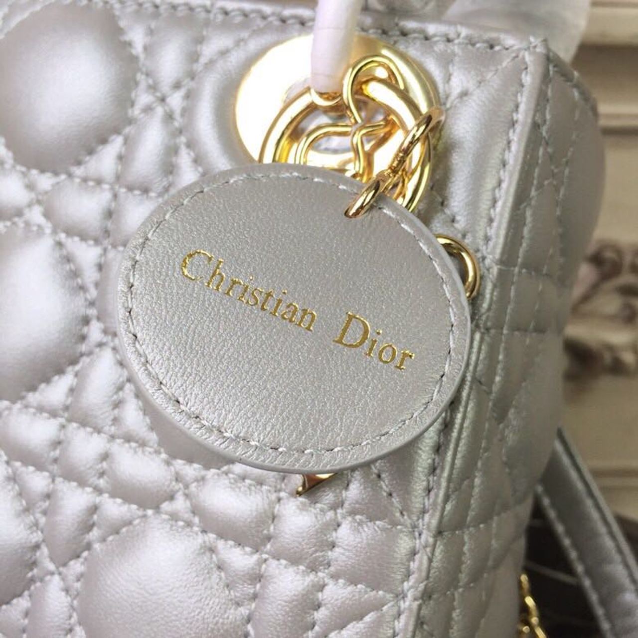 Top Quality Mini Lady Bag SiTop Qualityer with Chain Gold Toned Hardware For Women 6.5in/17cm CD