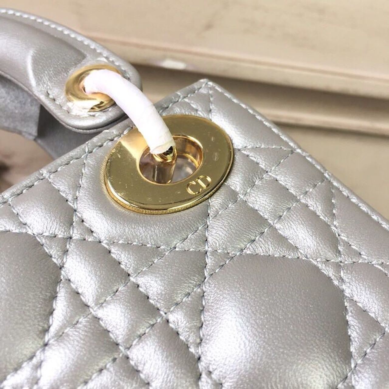 Top Quality Mini Lady Bag SiTop Qualityer with Chain Gold Toned Hardware For Women 6.5in/17cm CD