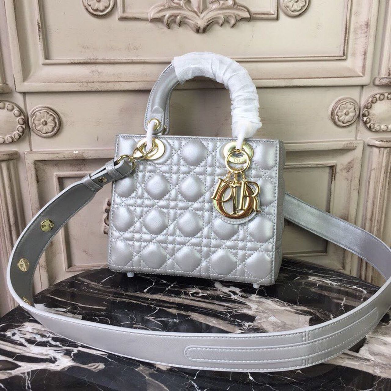 Top Quality Small Lady Bag Gold Toned Hardware Pearl Silver White For Women 8in/20cm CD
