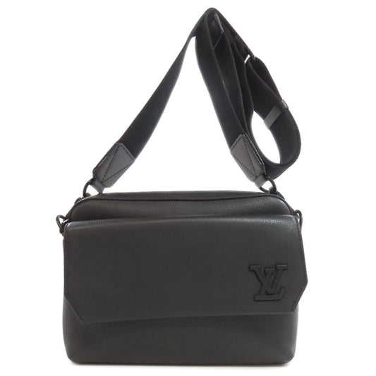 LOUIS VUITTON Shoulder Bag M22482 leather black Fast Line Messenger