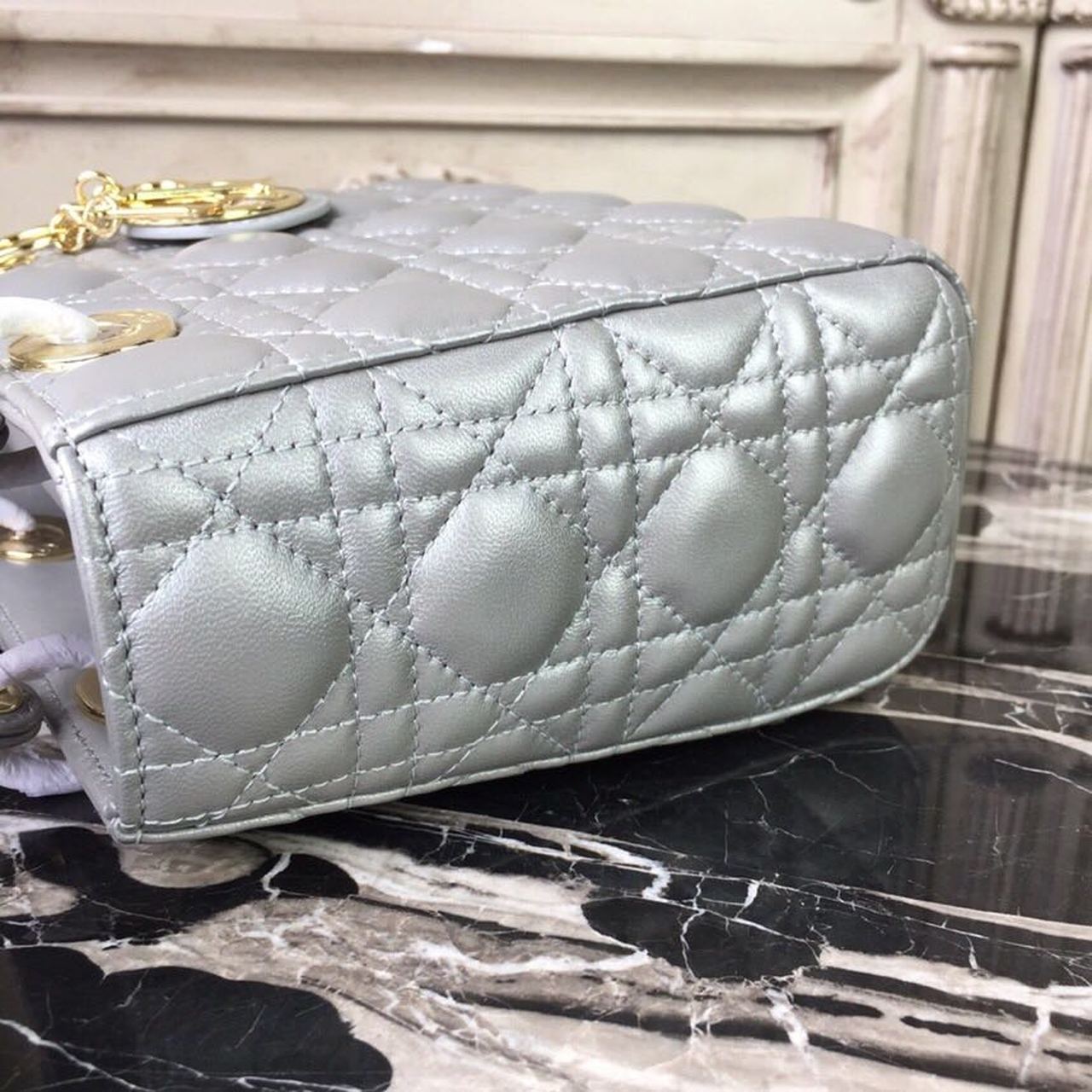 Top Quality Small Lady Bag Gold Toned Hardware Pearl Silver White For Women 8in/20cm CD