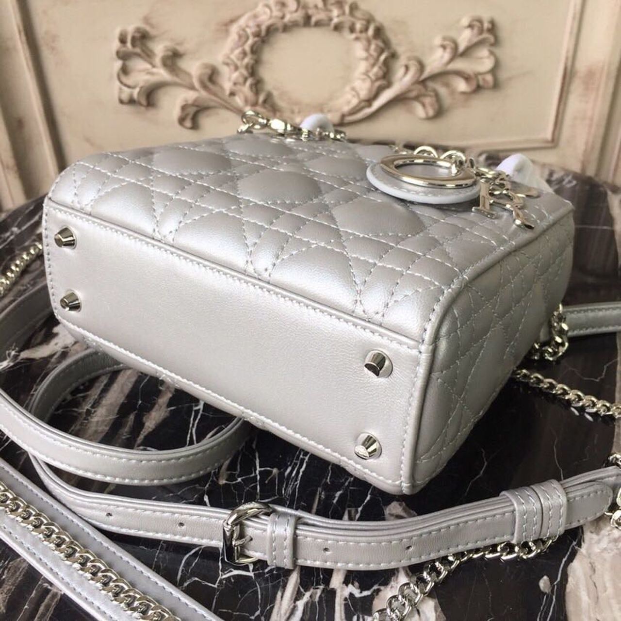 Top Quality Mini Lady Bag with Chain SiTop Qualityer Hardware Spring/Summer Collection, Pearl Gold, For Women Women’s Handbags, 18cm CD
