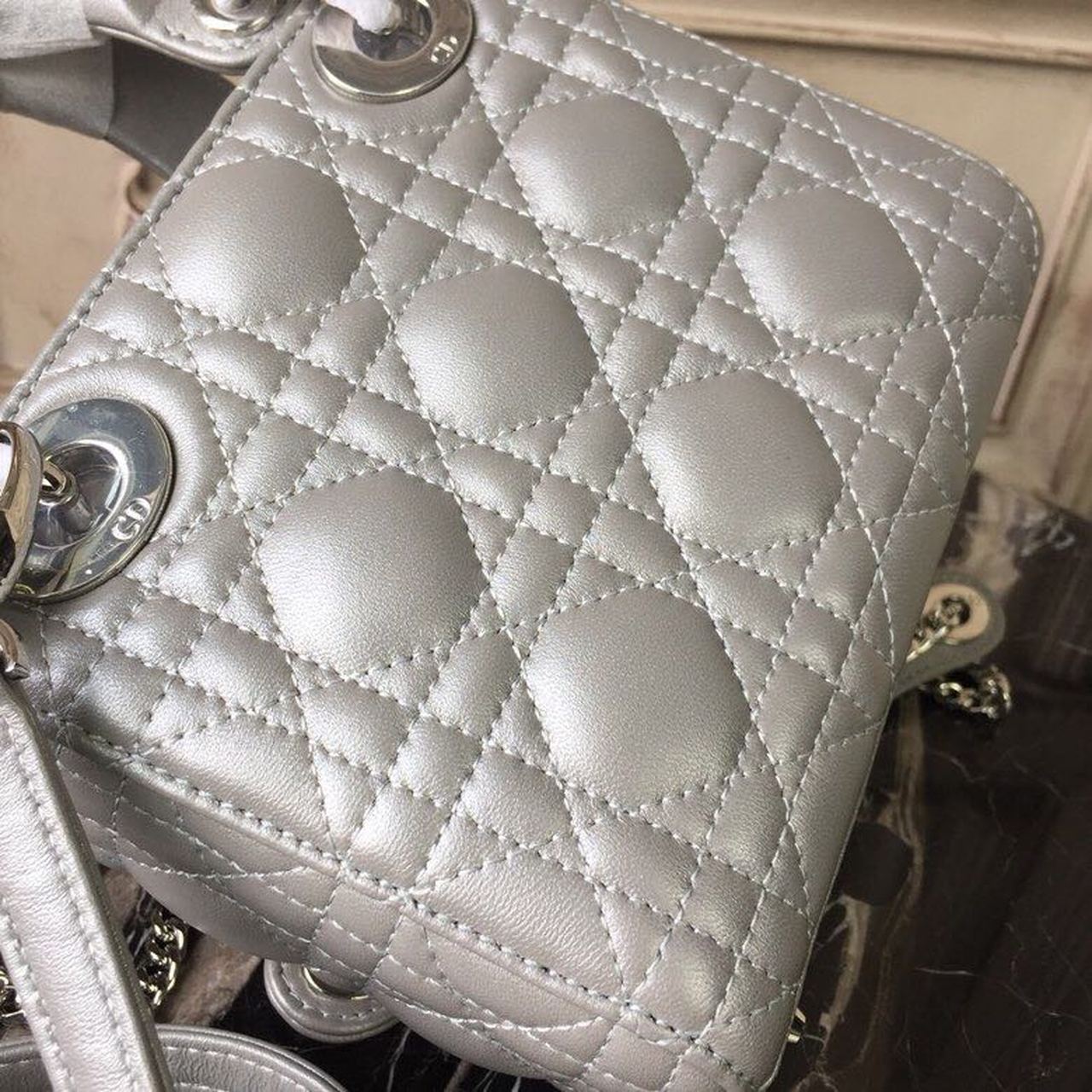 Top Quality Mini Lady Bag with Chain Silver Hardware Spring/Summer Collection, Pearl Gold, For Women Womens Handbags, 18cm CD