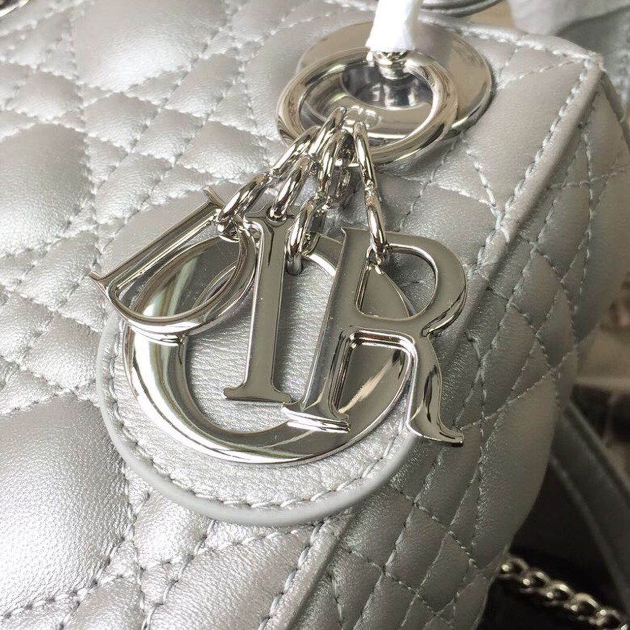 Top Quality Mini Lady Bag with Chain SiTop Qualityer Hardware Spring/Summer Collection, Pearl Gold, For Women Women’s Handbags, 18cm CD