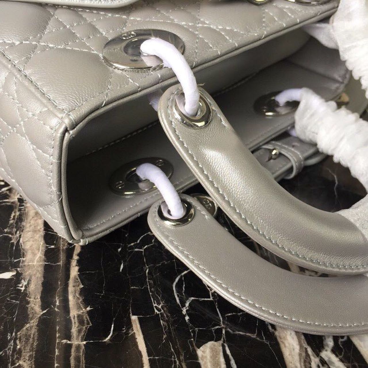 Top Quality Small Opaline Gray Pearlescent Cannage Lady Bag Hardware Pearl SiTop Qualityer For Women 8in/20cm CD