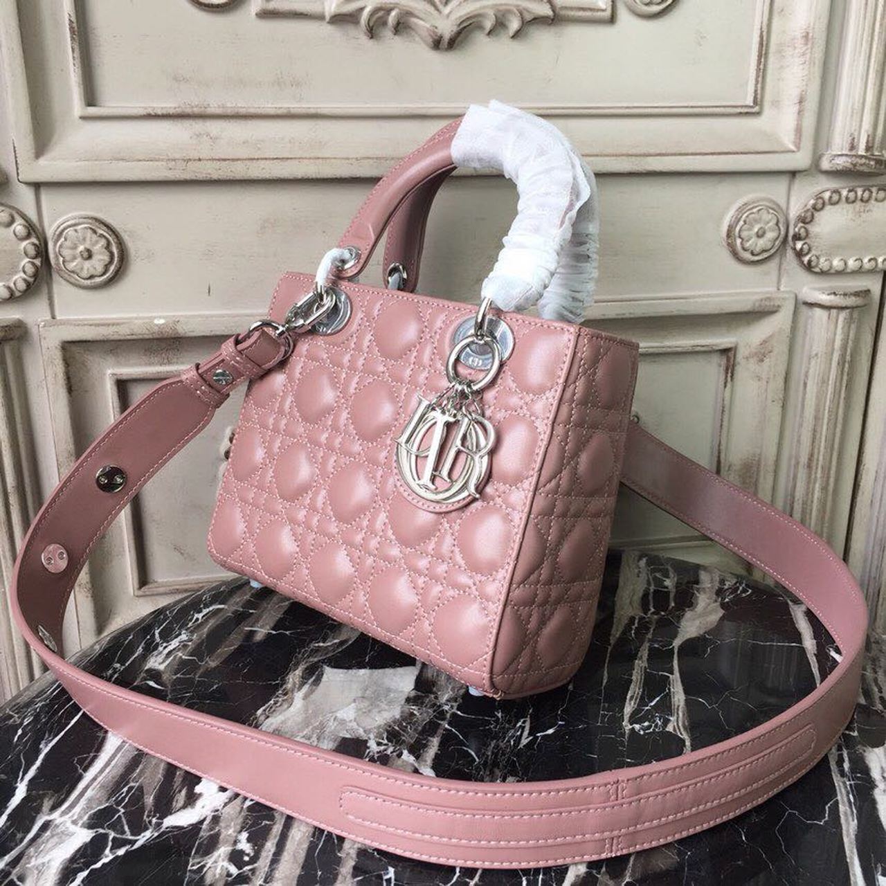 Top Quality MeTop Qualityum Lady Bag Dusty Pink SiTop Qualityer Hardware For Women 20cm/8in CD