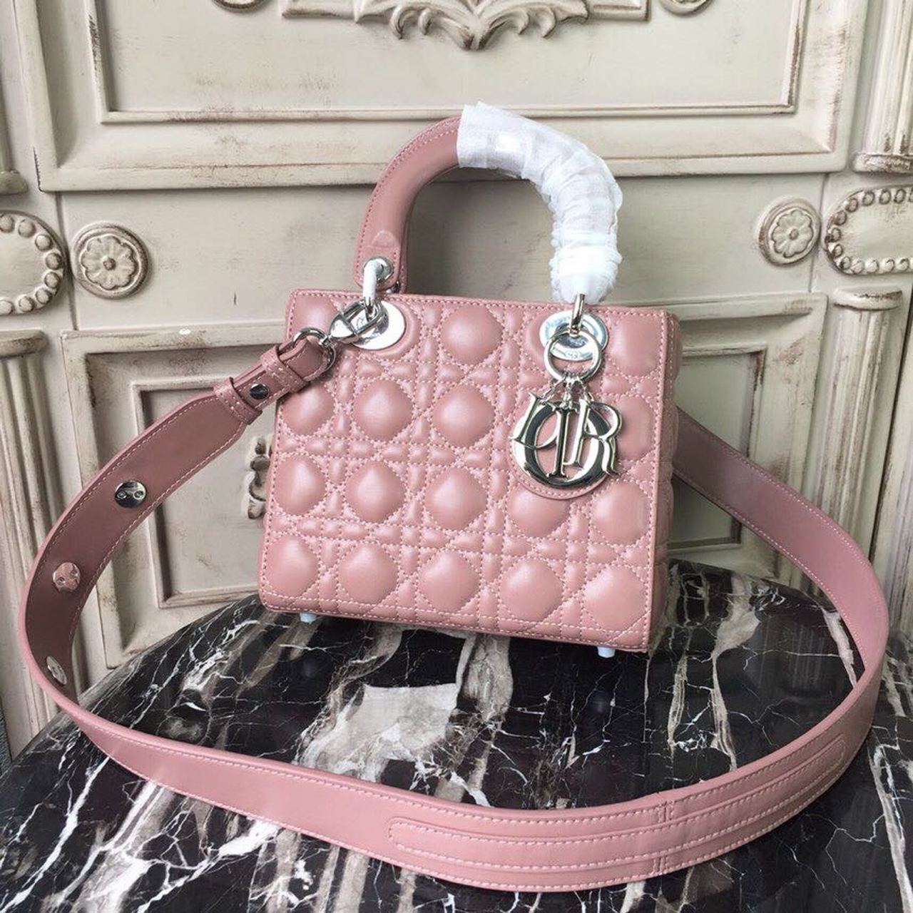 Top Quality MeTop Qualityum Lady Bag Dusty Pink SiTop Qualityer Hardware For Women 20cm/8in CD