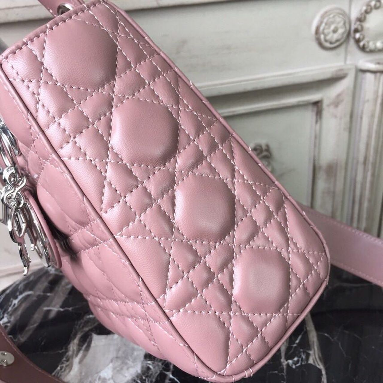 Top Quality MeTop Qualityum Lady Bag Dusty Pink SiTop Qualityer Hardware For Women 20cm/8in CD