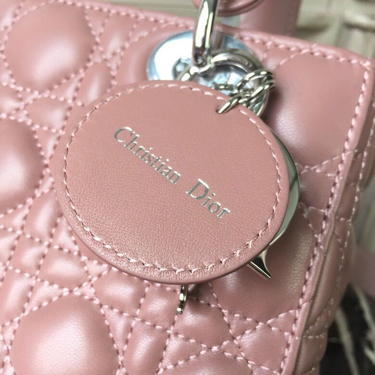 Top Quality MeTop Qualityum Lady Bag Dusty Pink SiTop Qualityer Hardware For Women 20cm/8in CD