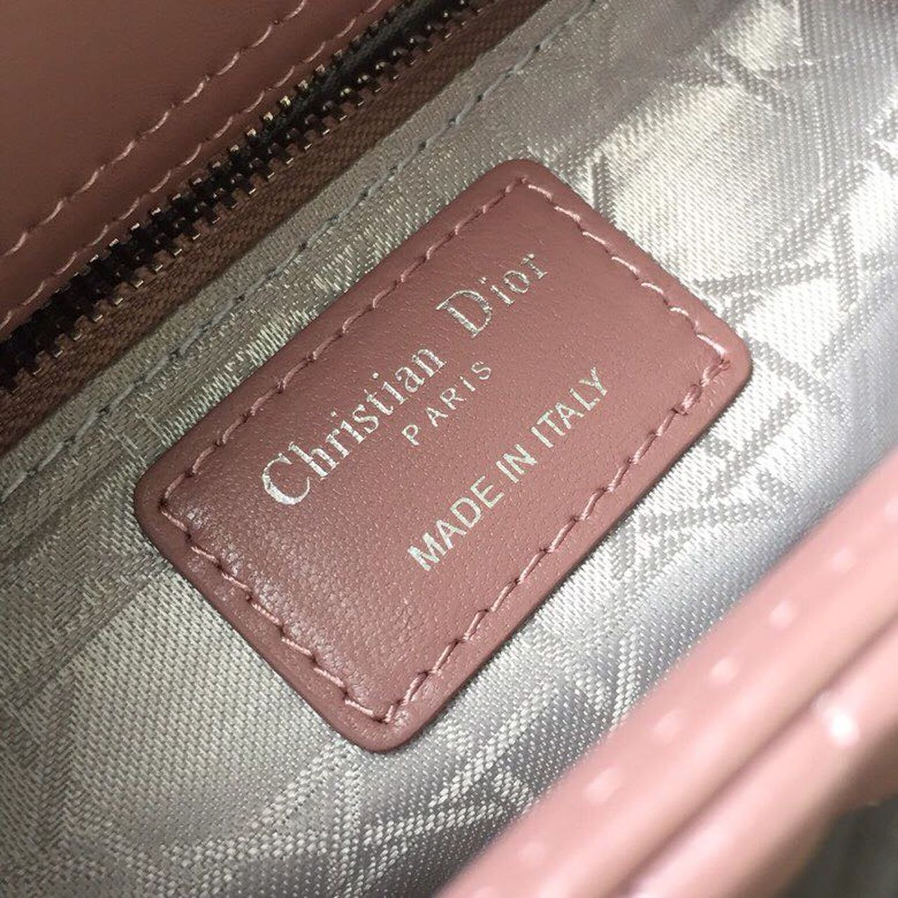 Top Quality MeTop Qualityum Lady Bag Dusty Pink SiTop Qualityer Hardware For Women 20cm/8in CD