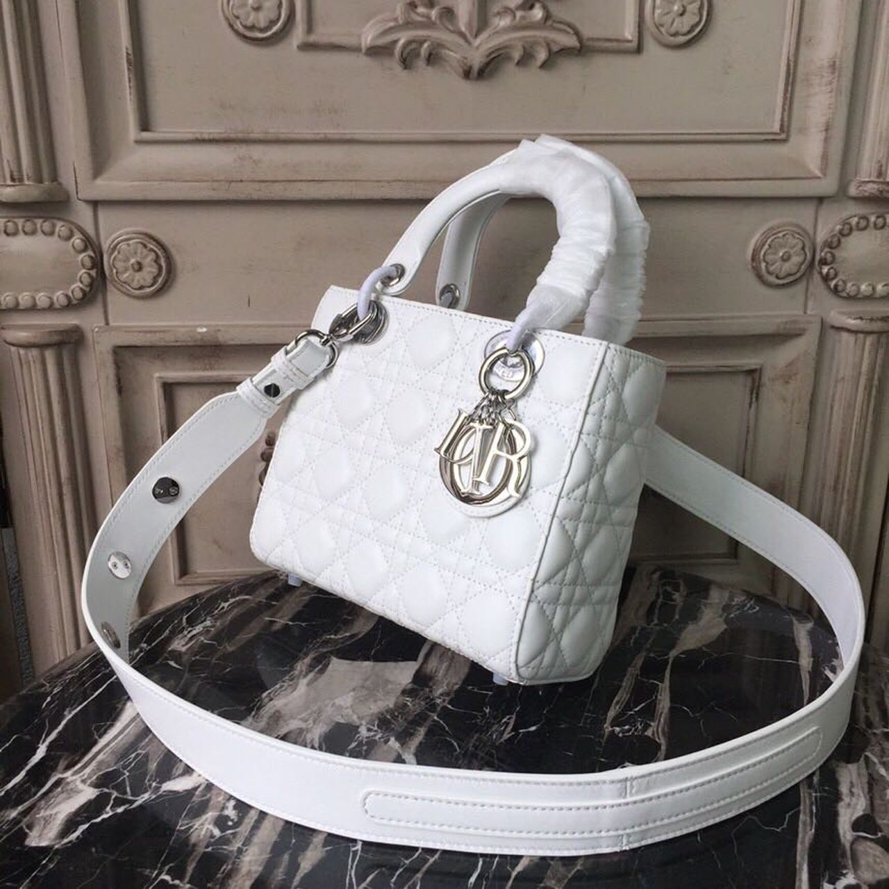 Top Quality Small Lady Bag White Silver Hardware For Women 20cm/8in CD M0538BCAL_M030