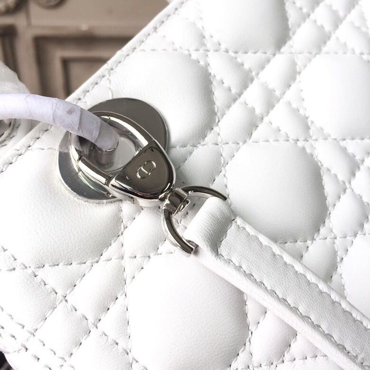 Top Quality MeTop Qualityum Lady Bag White Silver Hardware For Women 24cm/9in CD M0565BNGE_M030