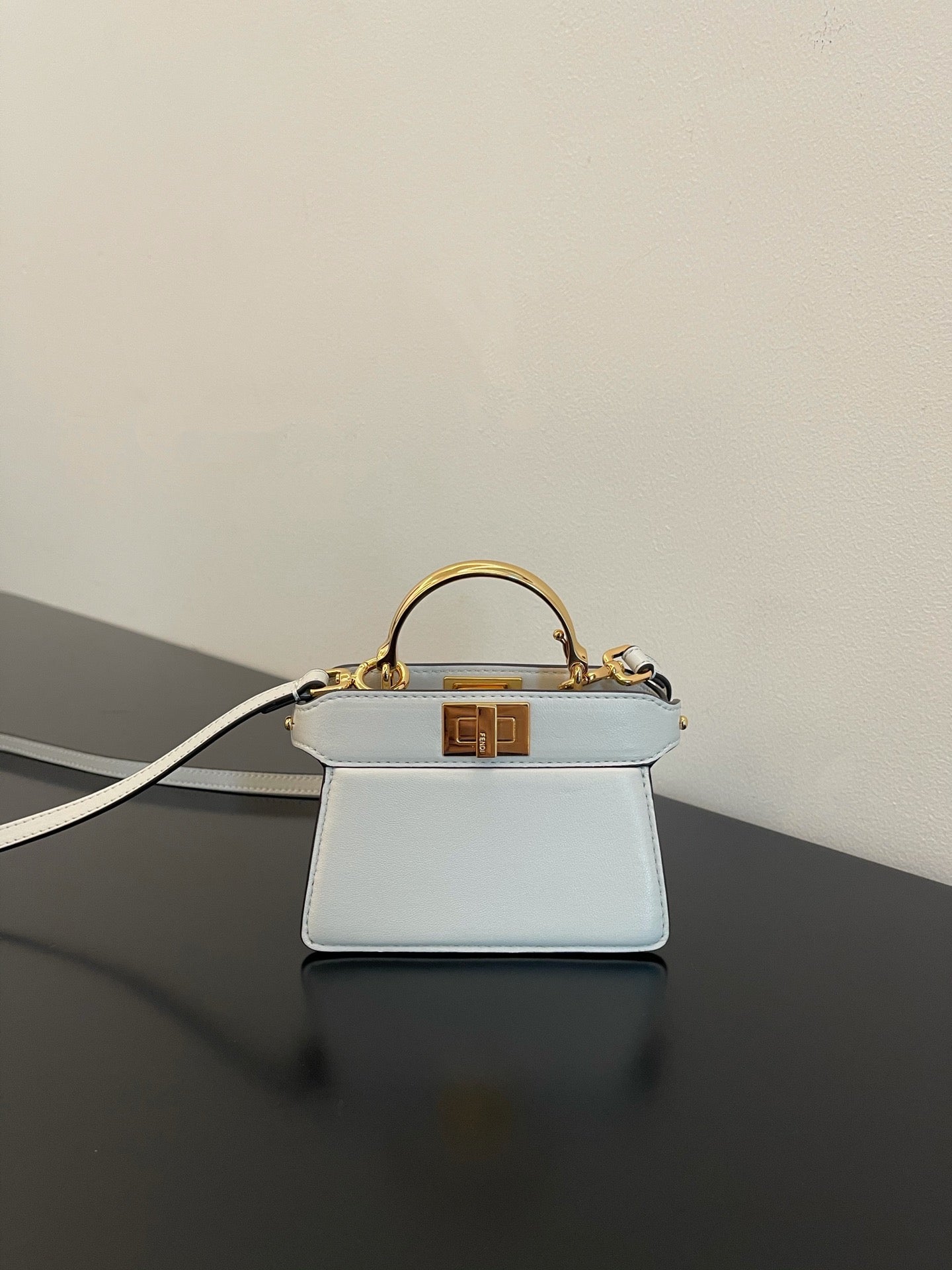 Top QualityTop Quality Peekaboo ISeeU Petite White Micro Bag For Woman 11cm/4.5in