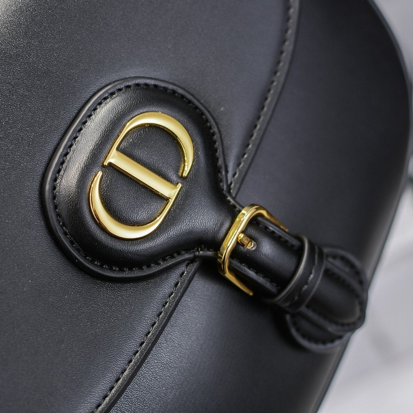 EN - New 1:1 rep  Bags DIR 226