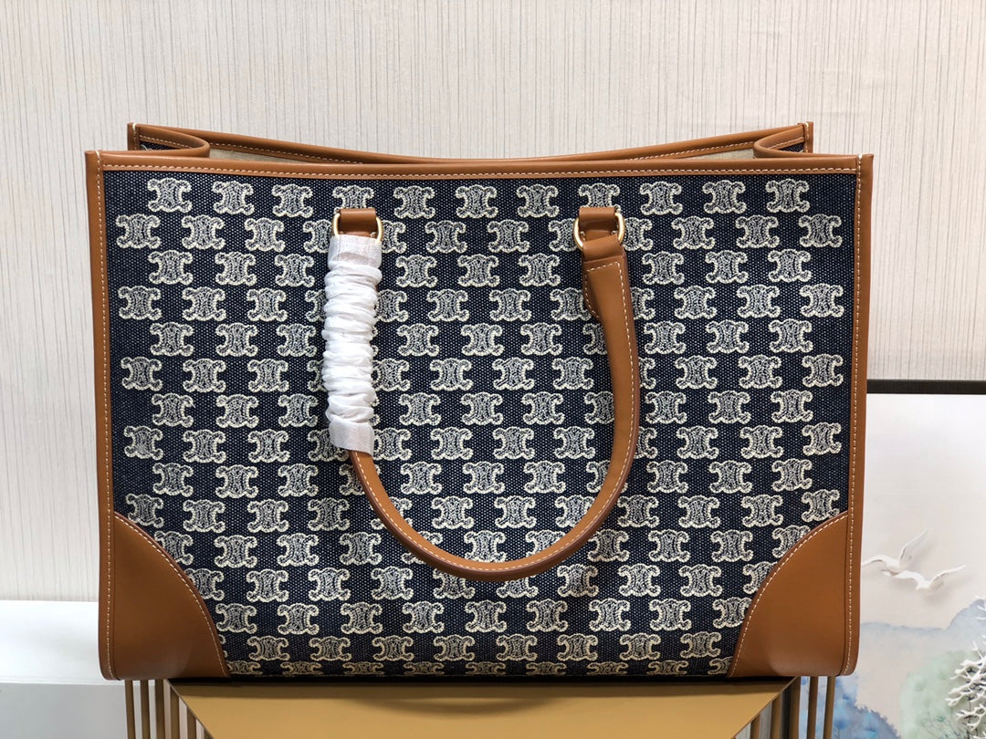 Top Quality Horizontal Cabas In Textile With Triomphe Embroidery Denim For Women 17in/43cm 