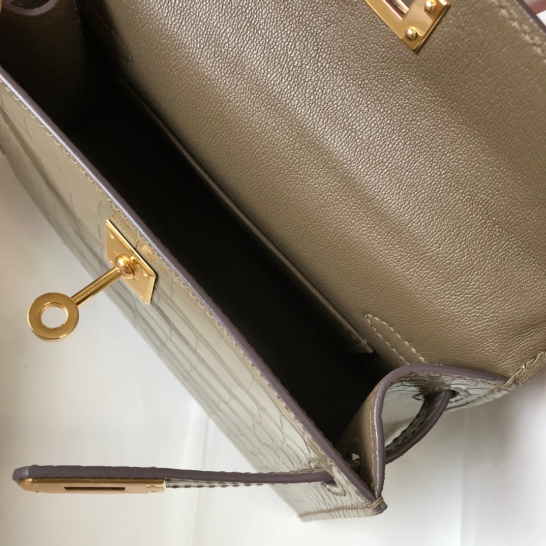 Top Quality Kelly Grey For Women Gold Toned Hardware 7.8in/20cm