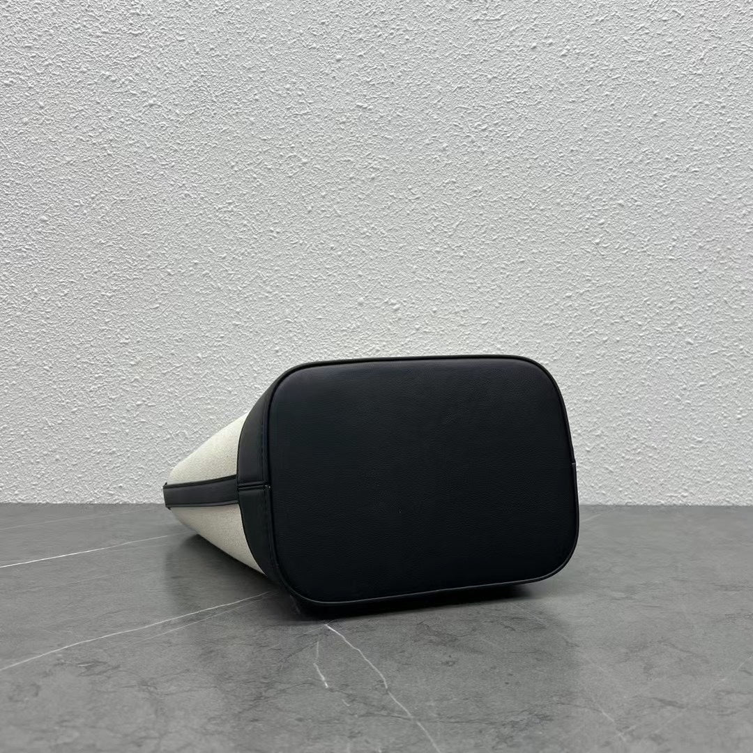 Top Quality Small Bucket Cuir Triomphe In Textile Natural / Black For Women 9in/22cm