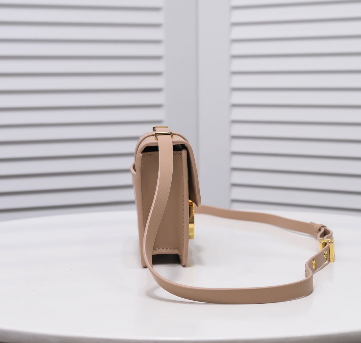 EN - New 1:1 rep  Bags DIR 264