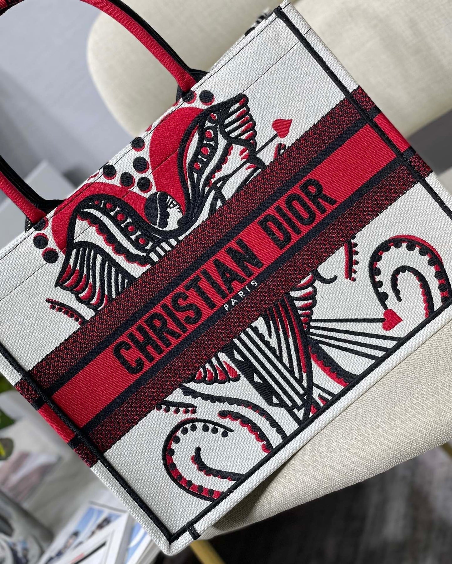 Top Quality MeTop Qualityum Book Tote Latte Multicolor Cupidon Embroidery, Red/White, For Women Womens Handbags, 41cm CD M1296ZTQG_M941