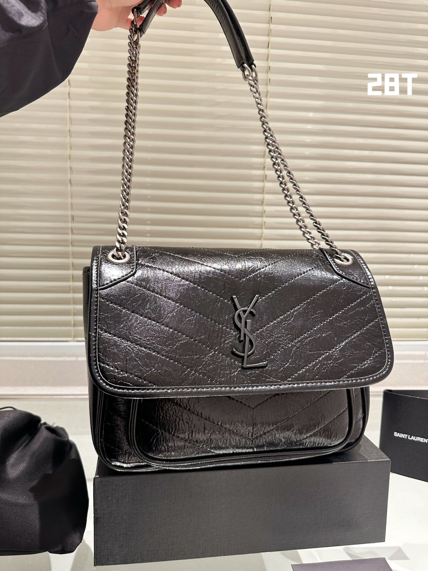 EN - New 1:1 rep  Bags SLY 330