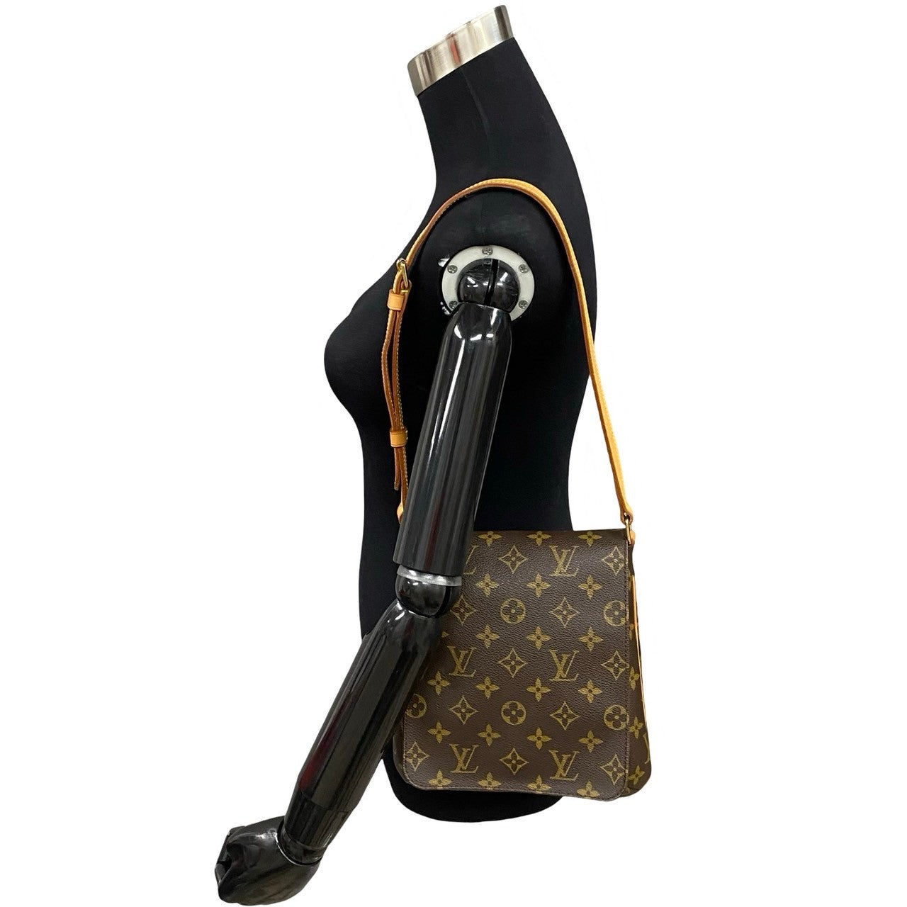 LOUIS VUITTON Shoulder Bag M51258 Leather, PVC Brown Monogram M tte salsa short mens(Unisex)
