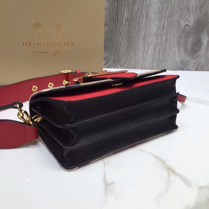 Top Quality The Small Buckle Bag In Ho Check Red For Women, Bags 7.5in/19cm