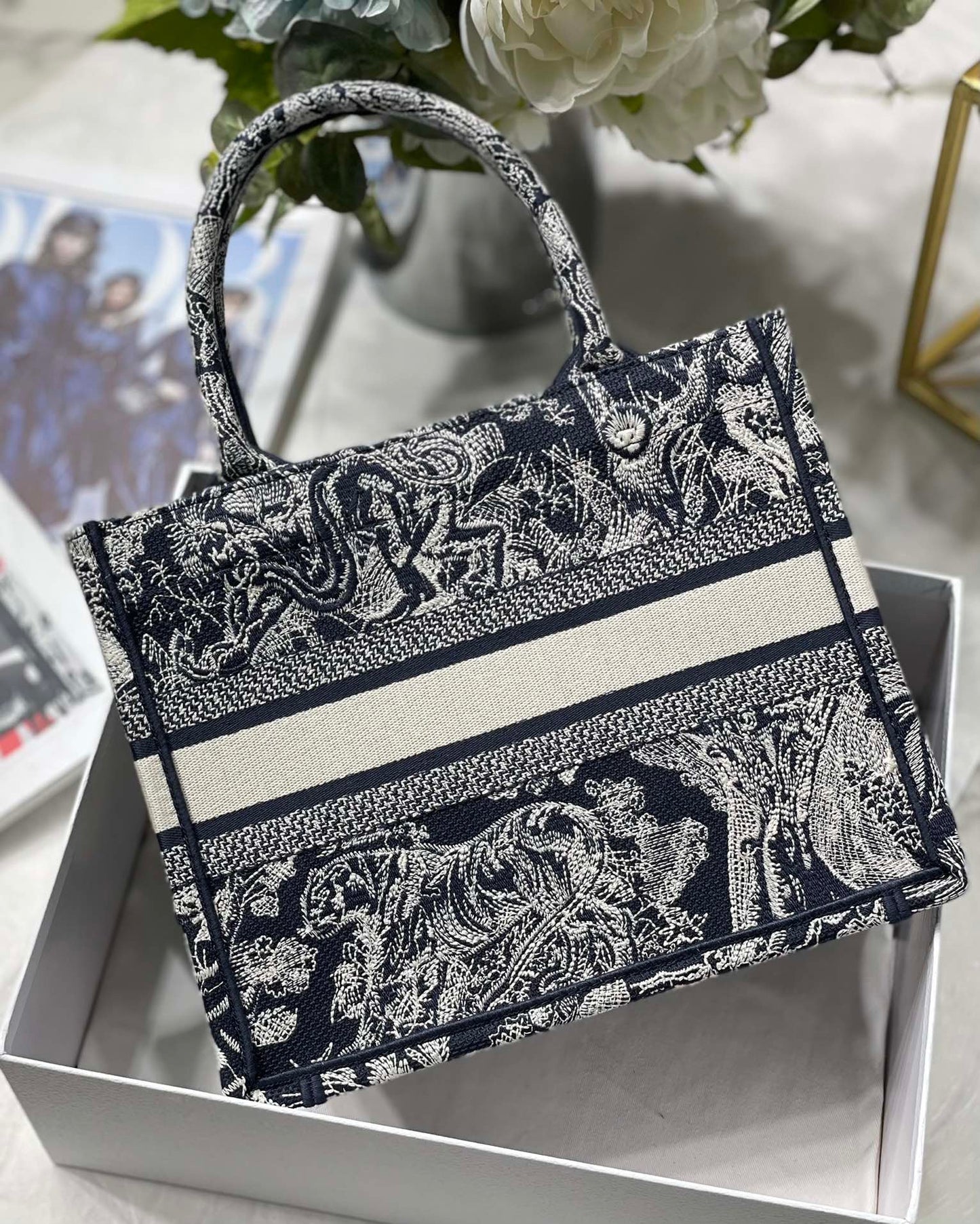 Top Quality Small Book Tote Blue, For Women, Womens Handbags 26.5cm/10.5in CD M1265ZRGO_M928
